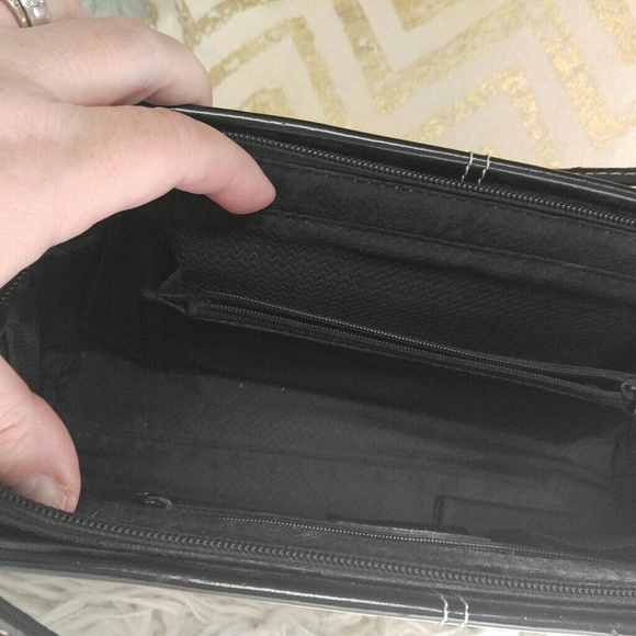 Kate spade beautiful black clutch purse - Picture 2 of 6